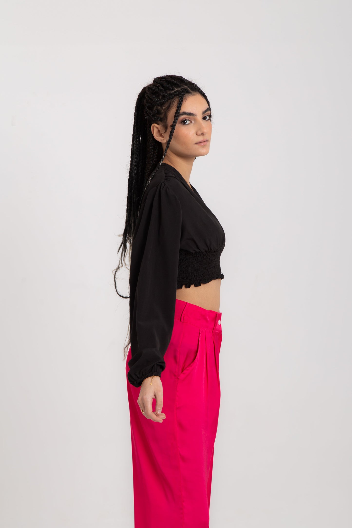 Blouse with V neck and elastic band