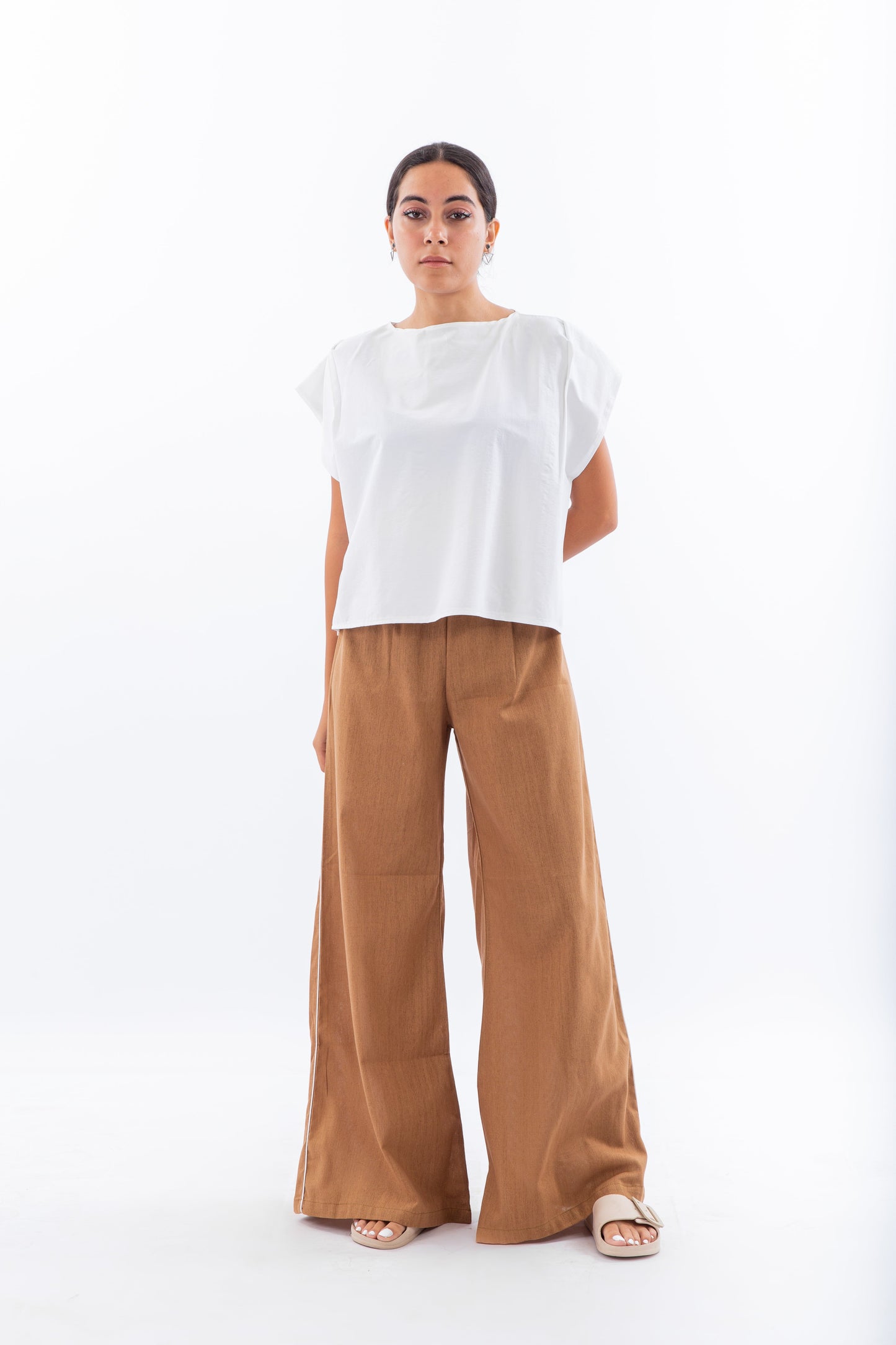 Cotton wide pleated shoulder blouse