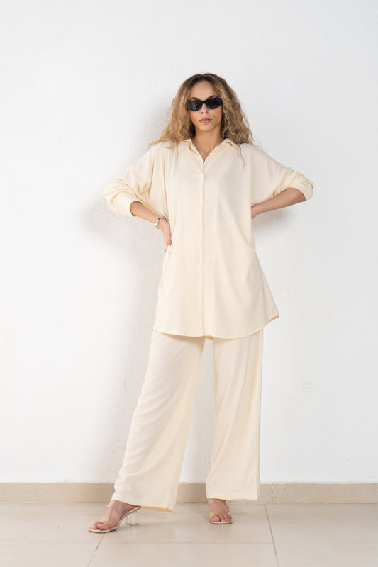 Long sleeves safari shirt in pleated fabric