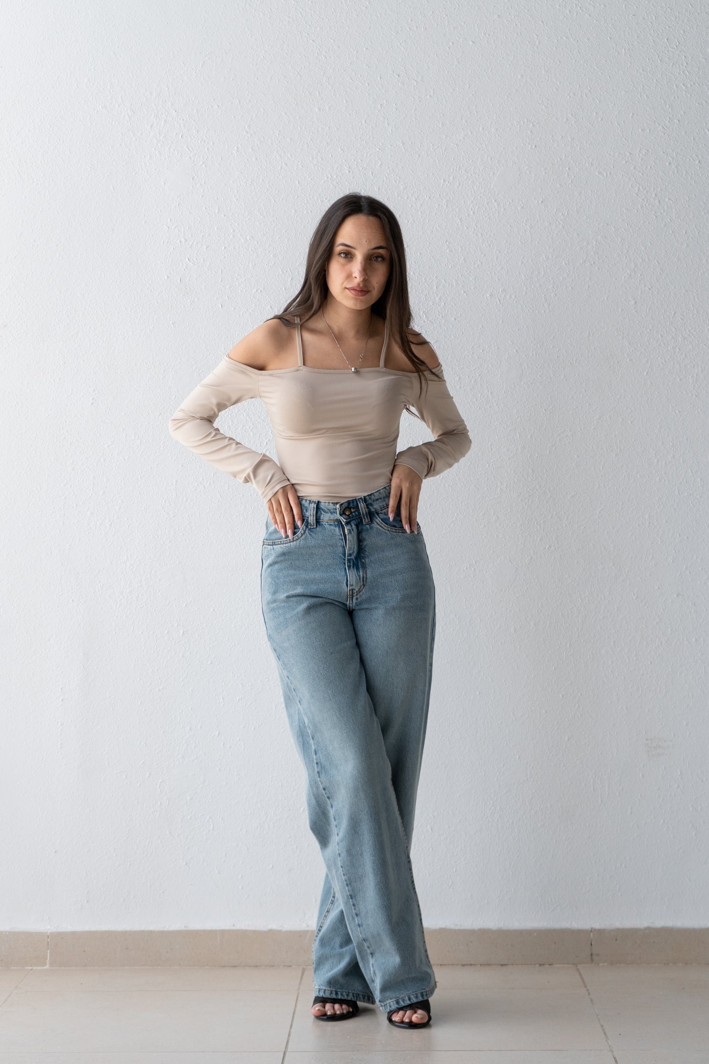 Wide leg jeans pants