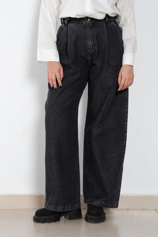 baggy jeans with front pleats