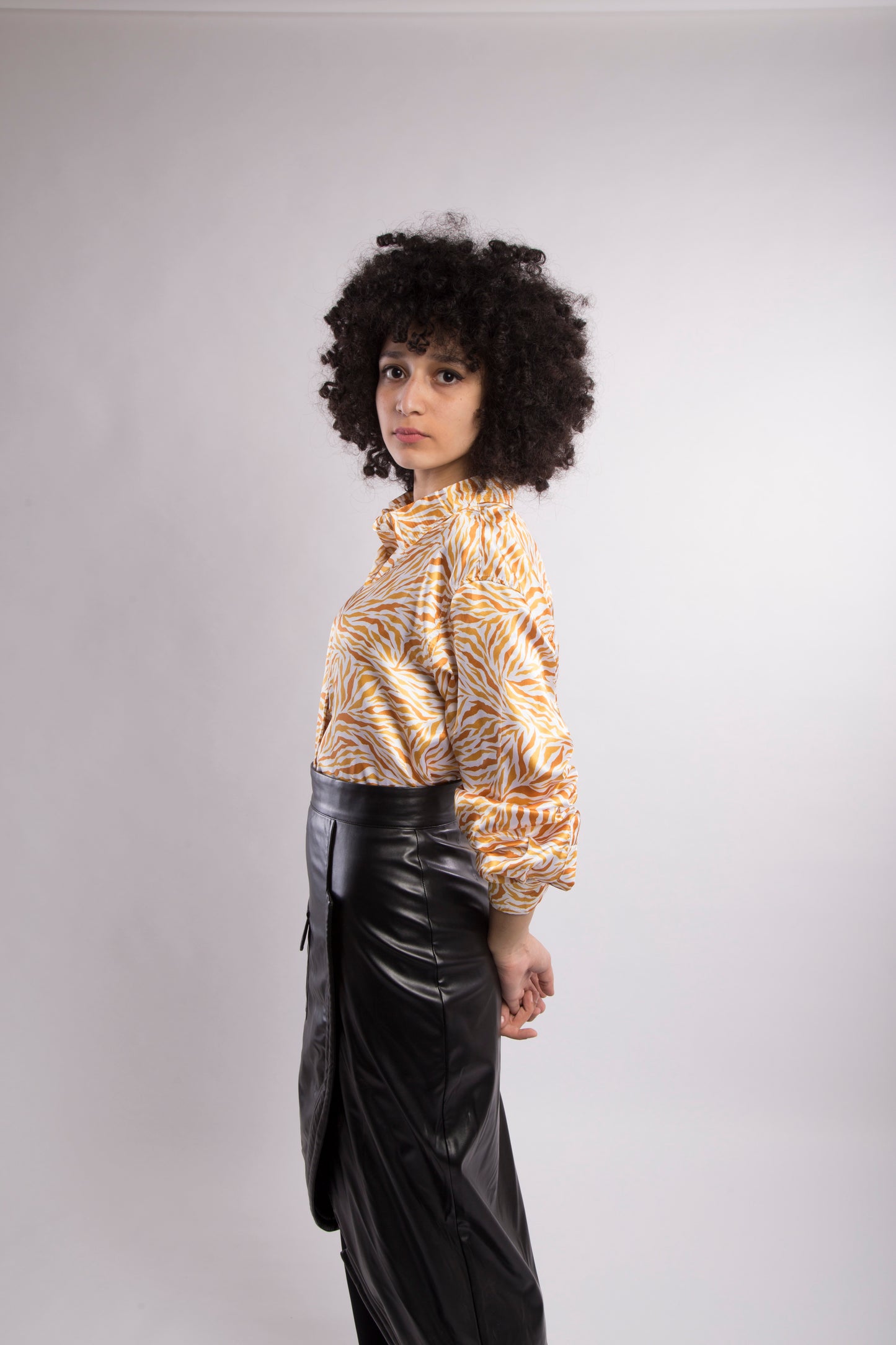 Animal prints satin shirt