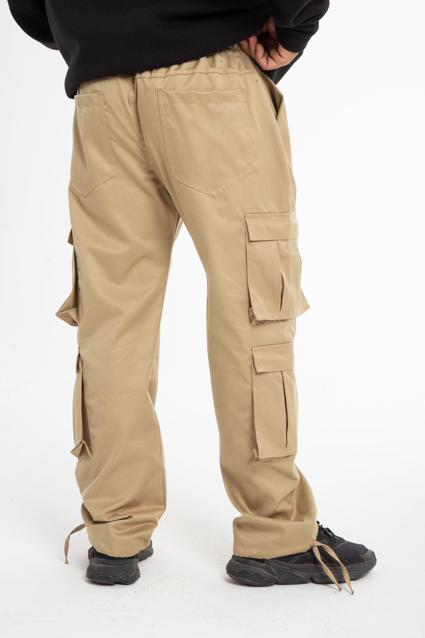 Cargo pants with elastic waist band