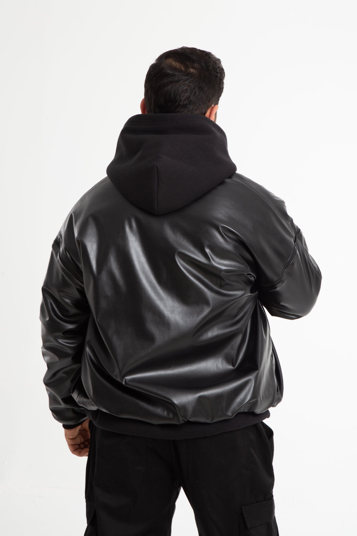 Double face leather jacket with detachable sleeves