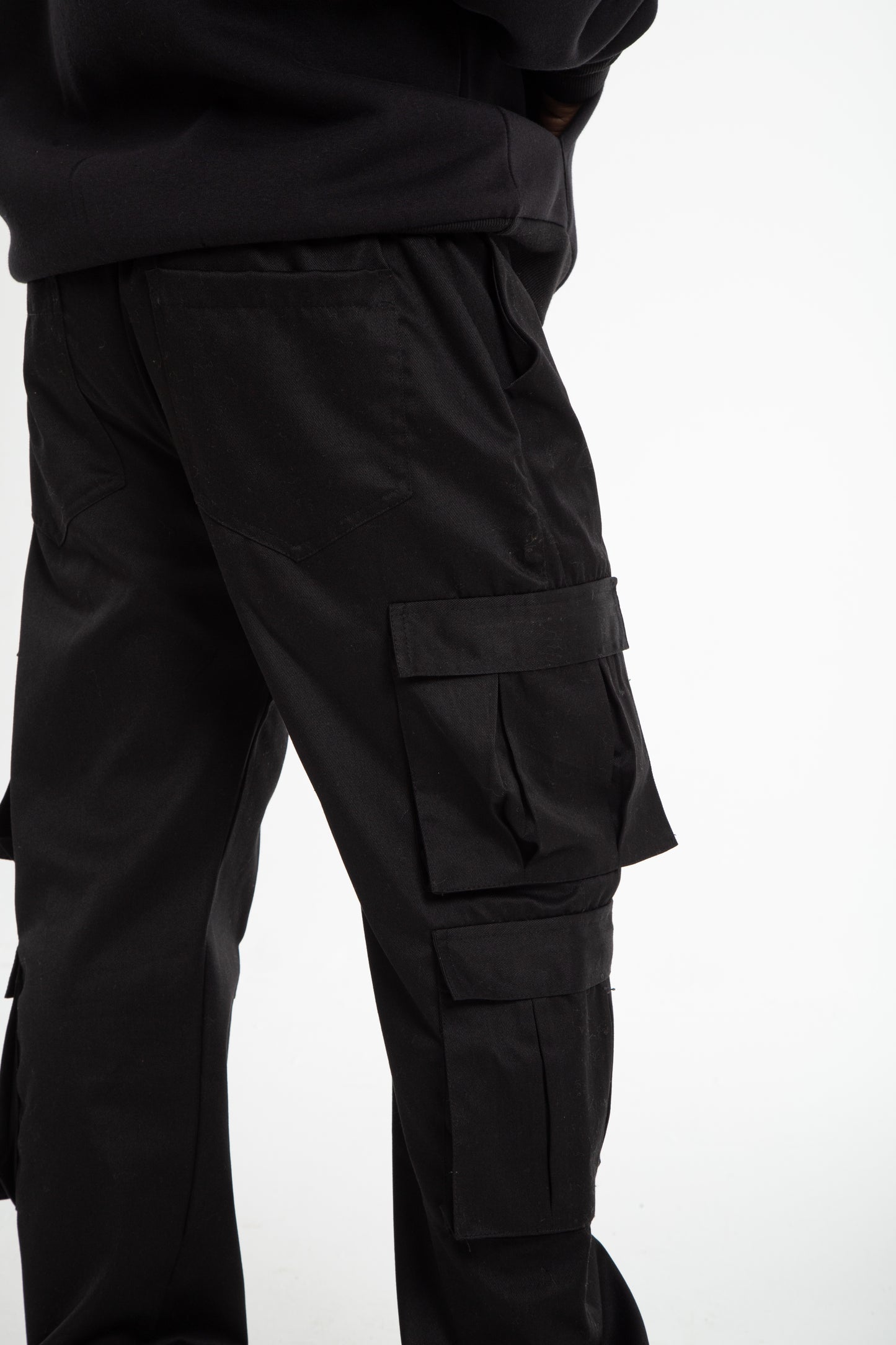 Cargo pants with elastic waist band