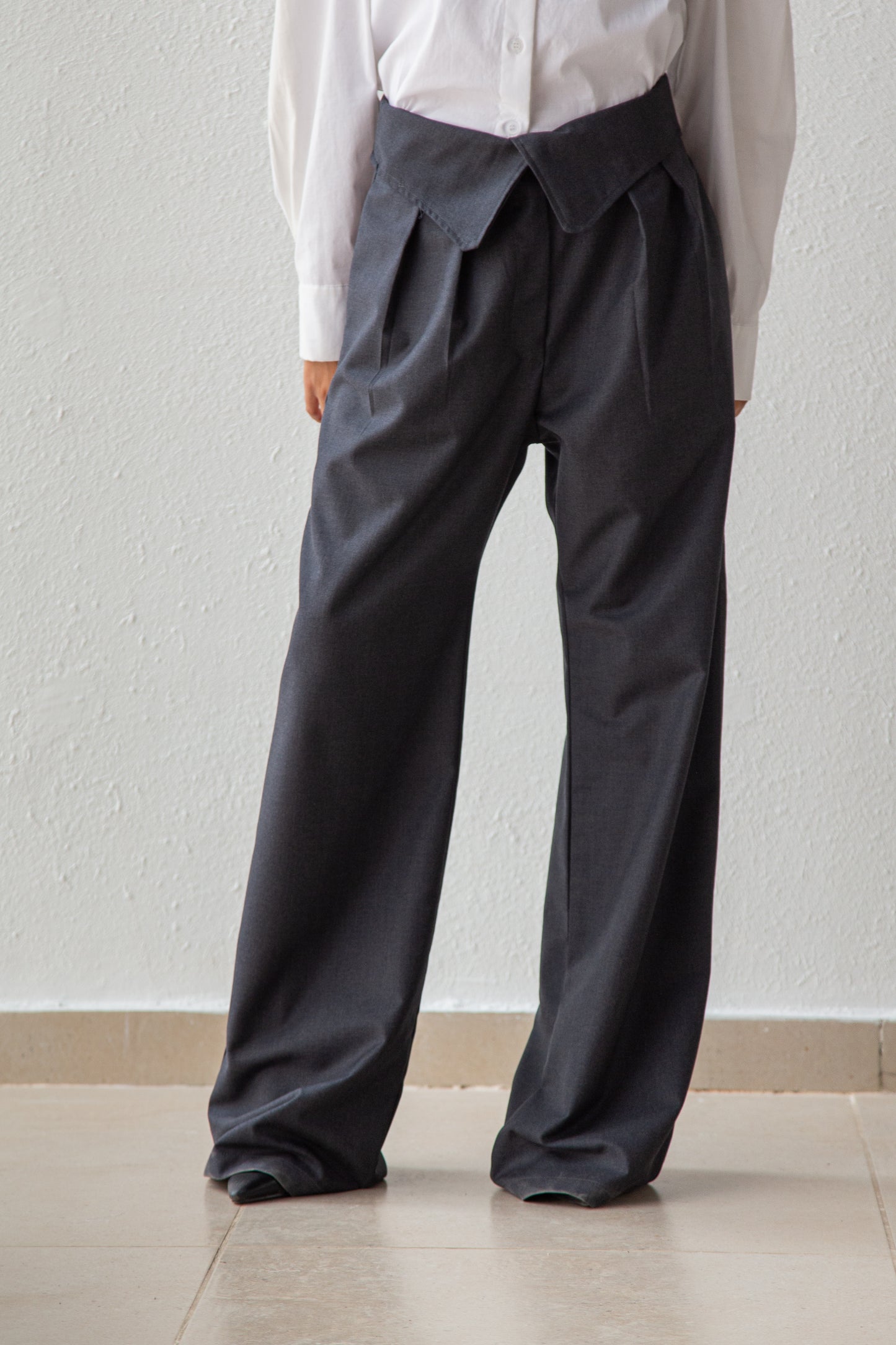 Pants with folded waist