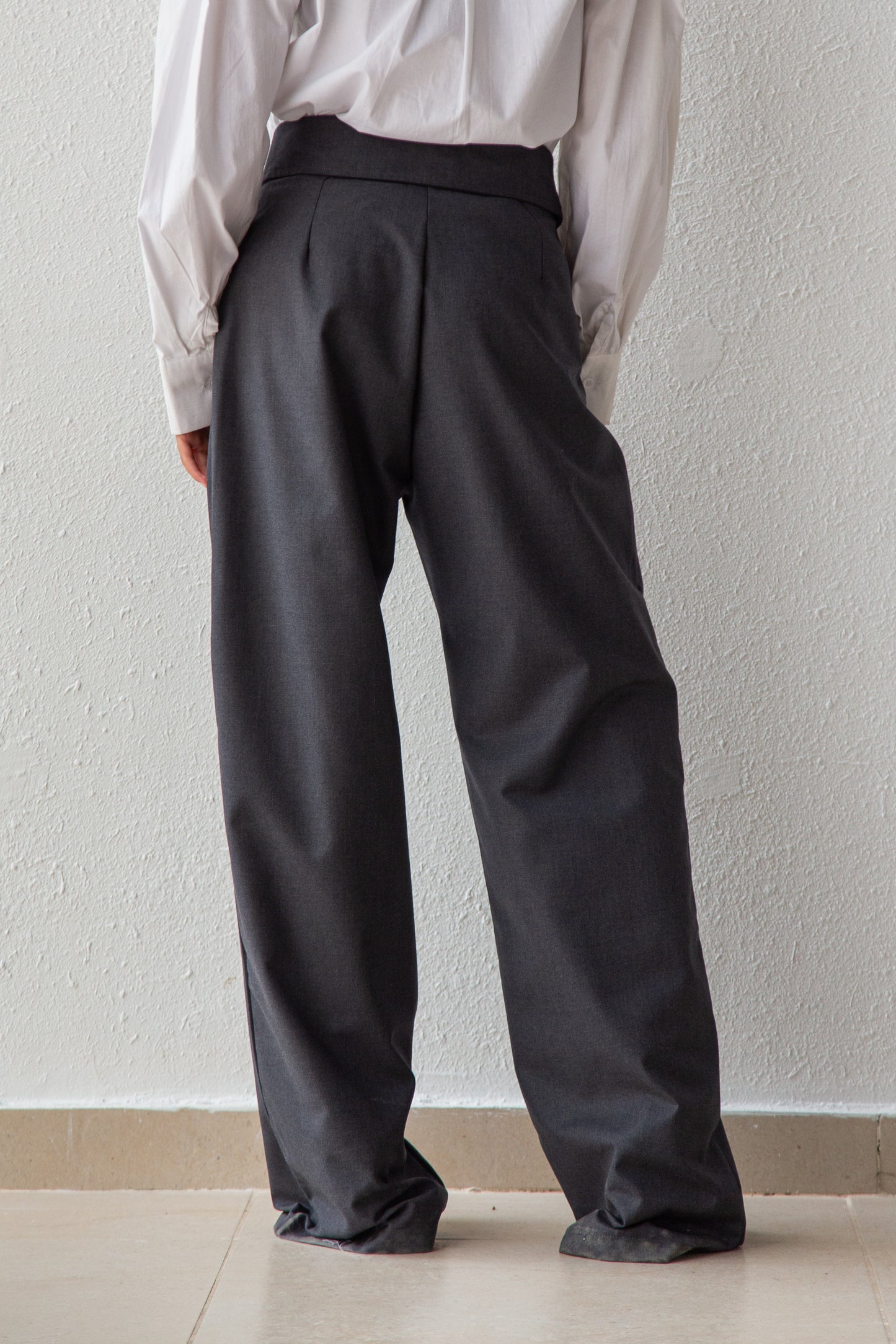 Pants with folded waist