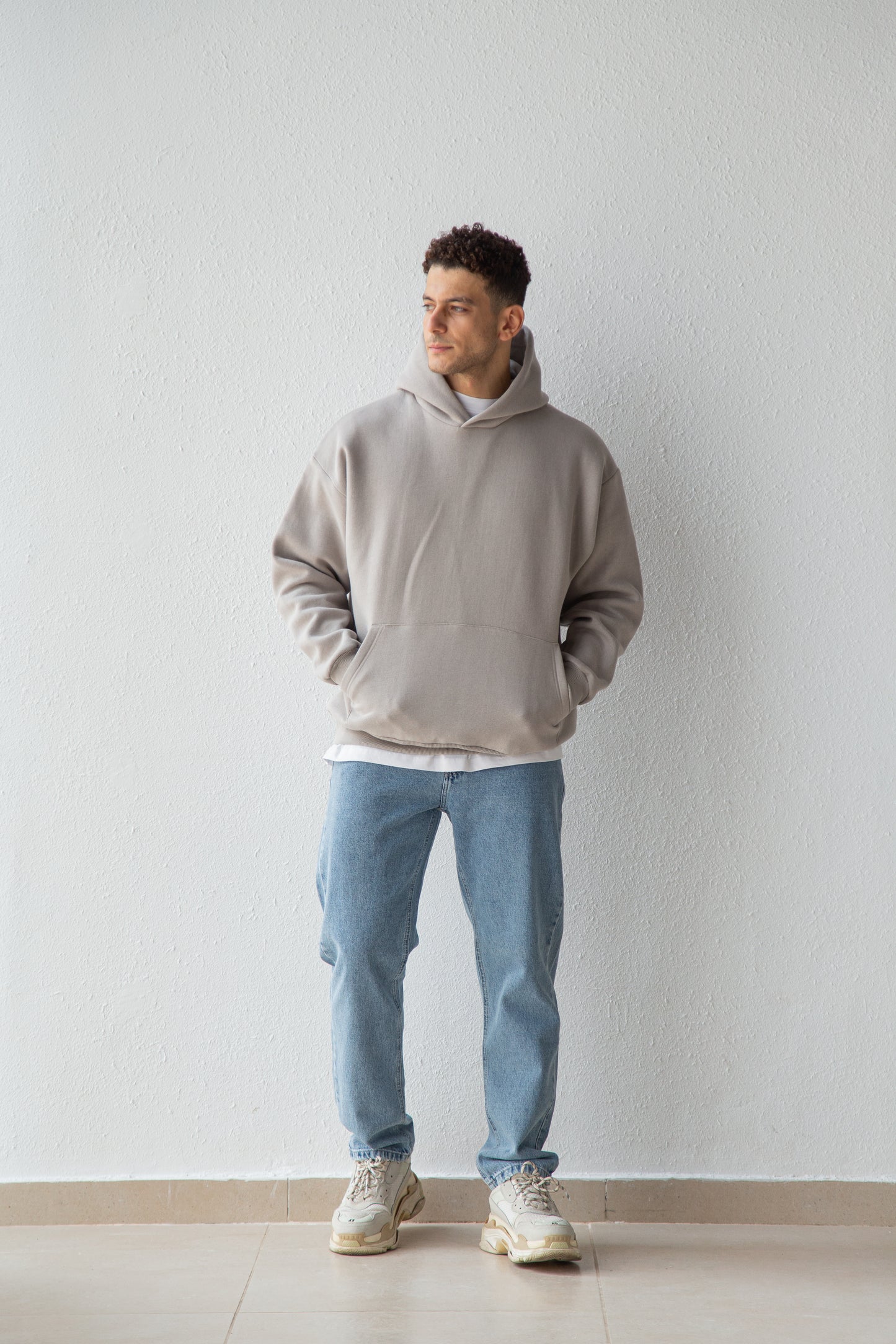 Basic oversized hoodie with inside fleece