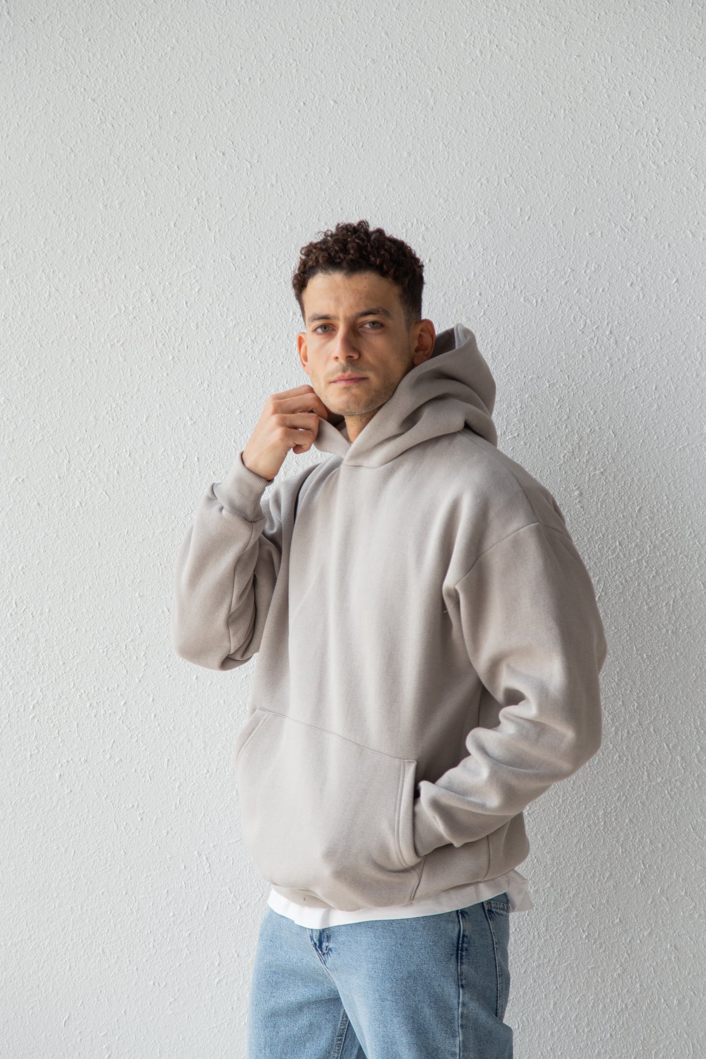 Basic oversized hoodie with inside fleece