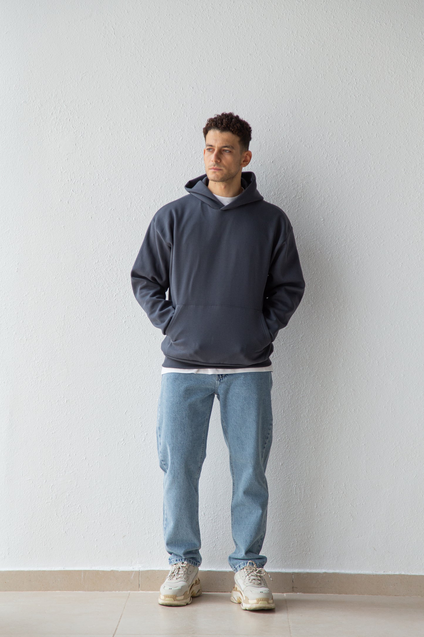 Basic oversized hoodie with inside fleece