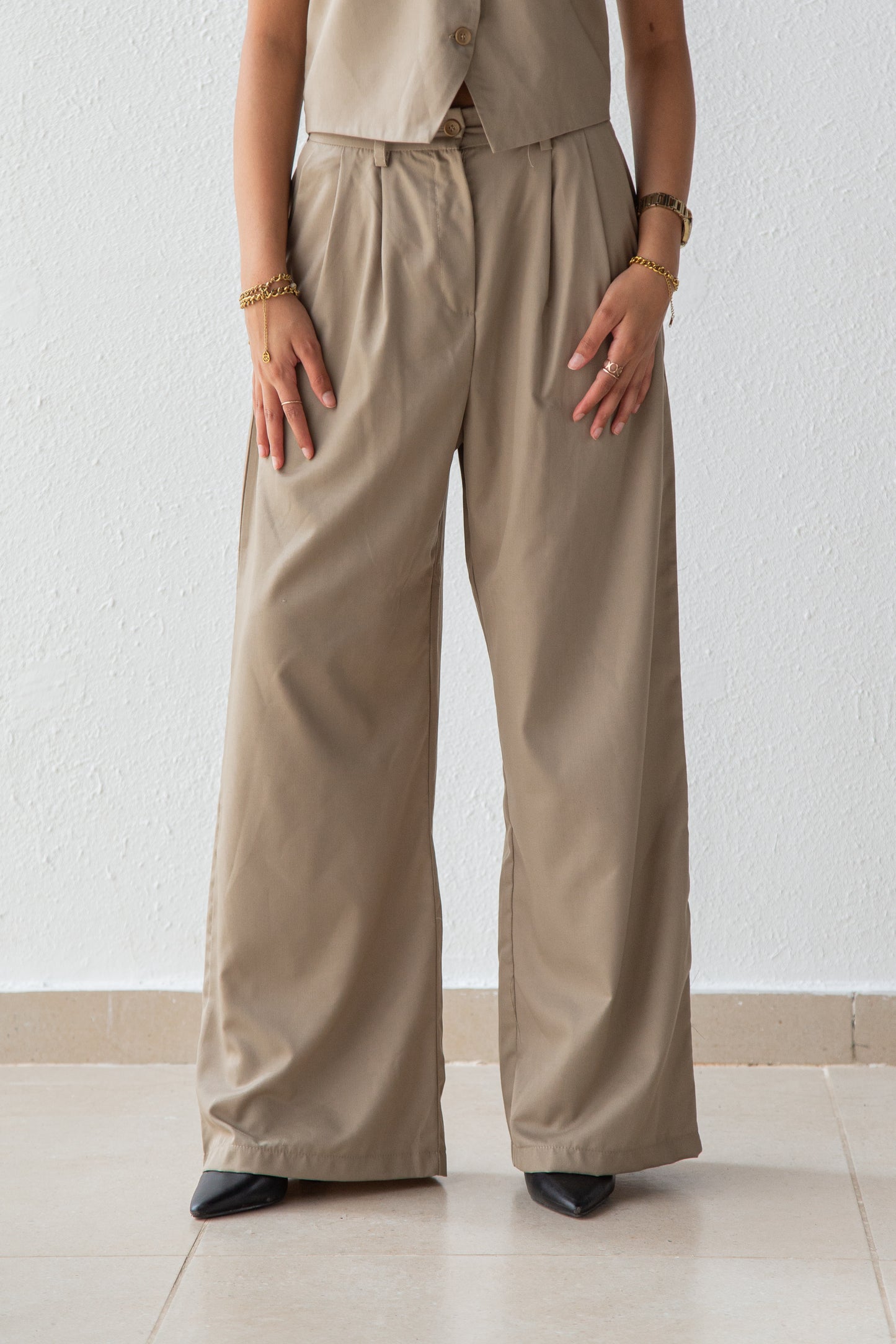 Pants With Front Pleats