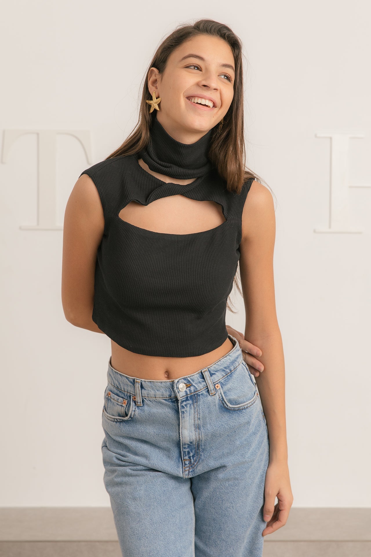 Cropped high collar blouse with front tie