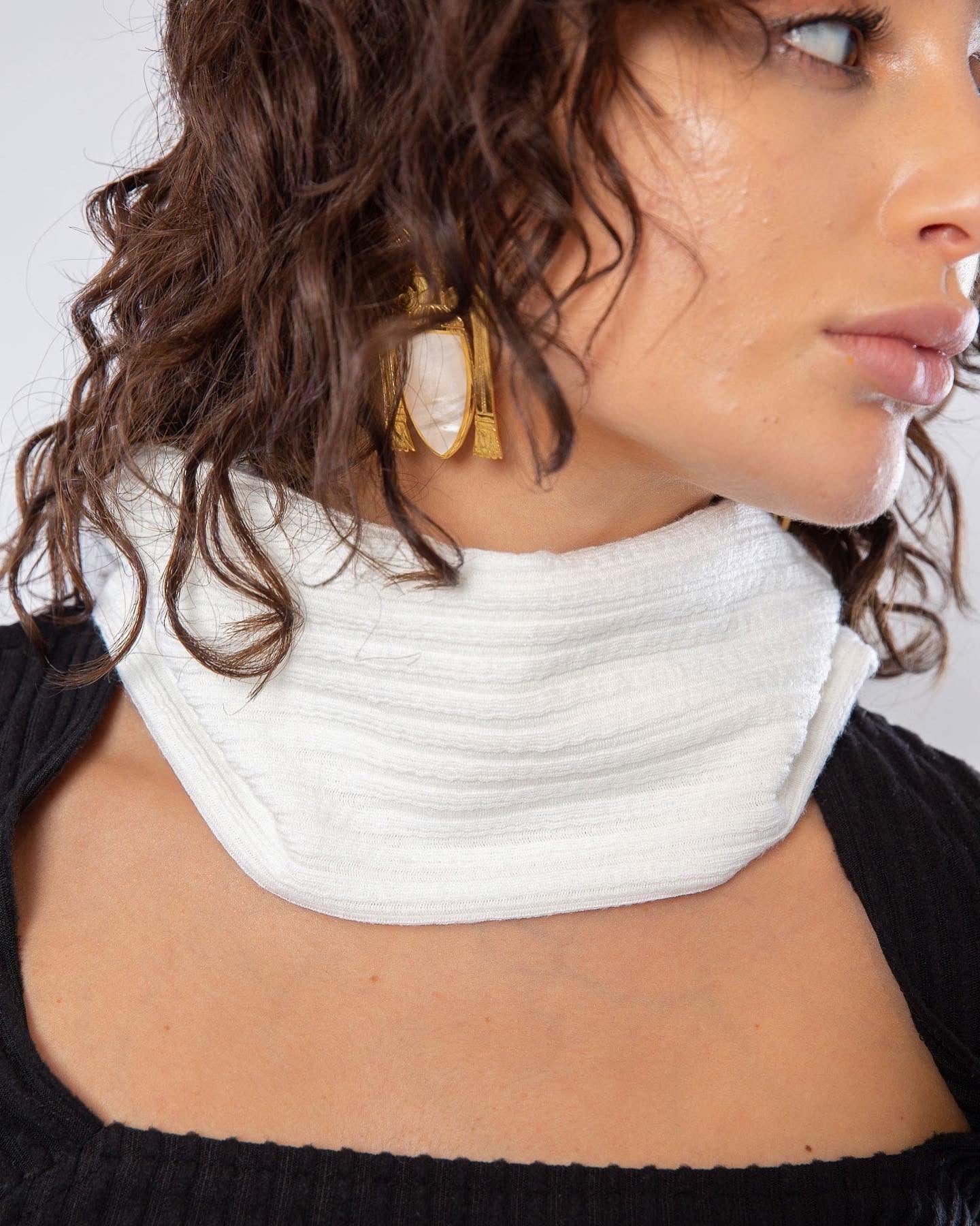 knit collar scarf