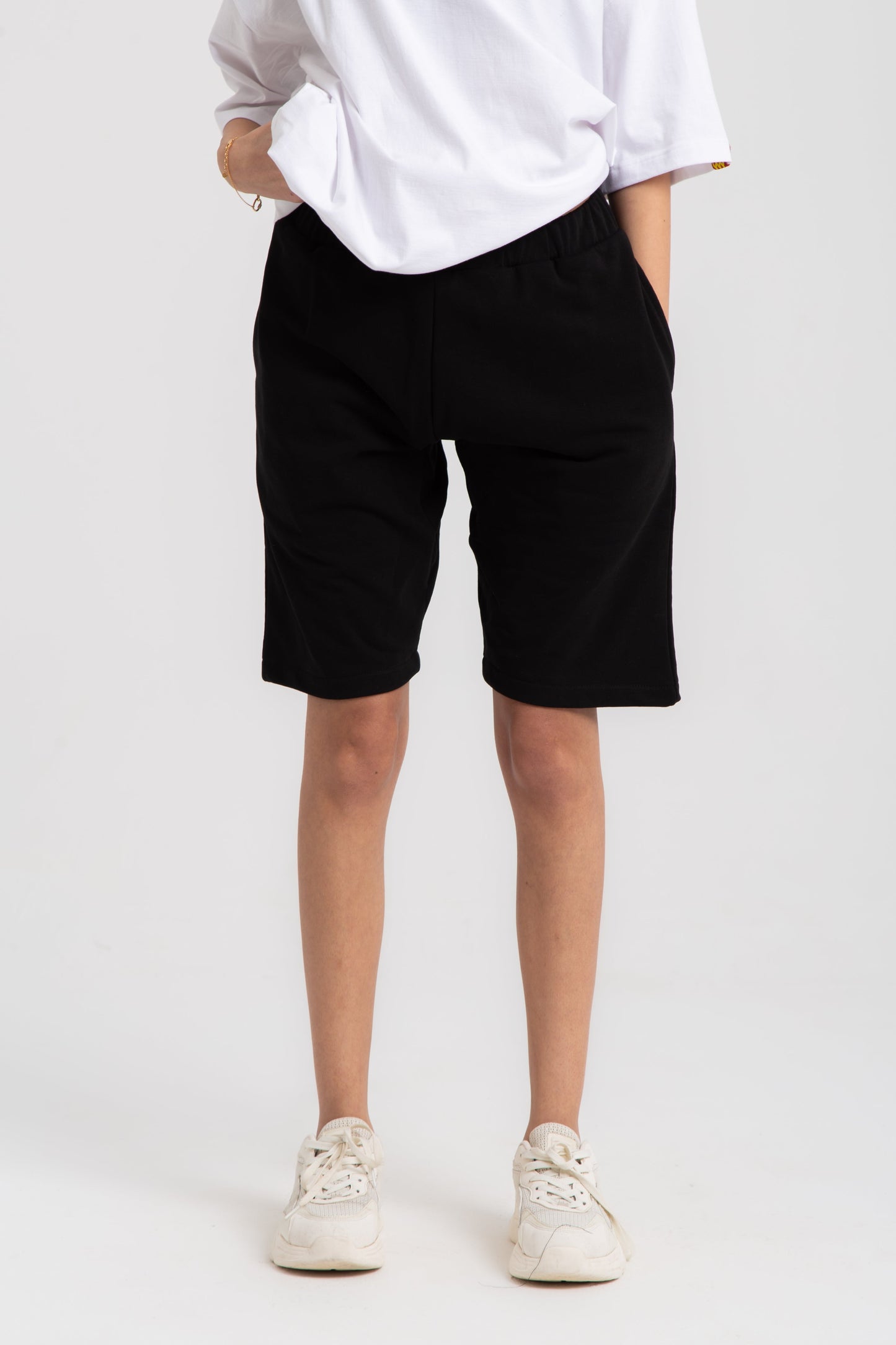 Oversized cotton shorts