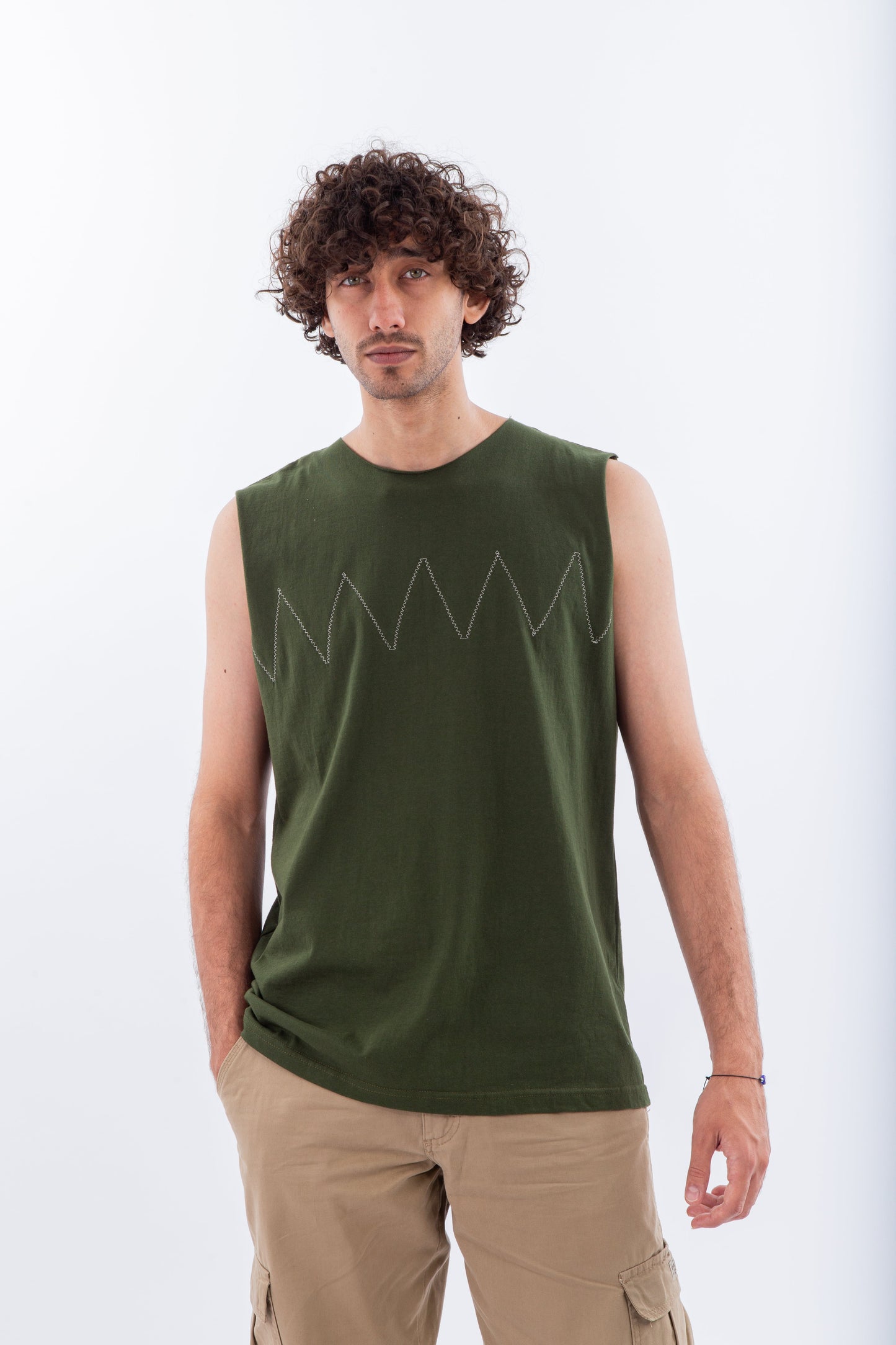 Tank top with front zigzag embroidery