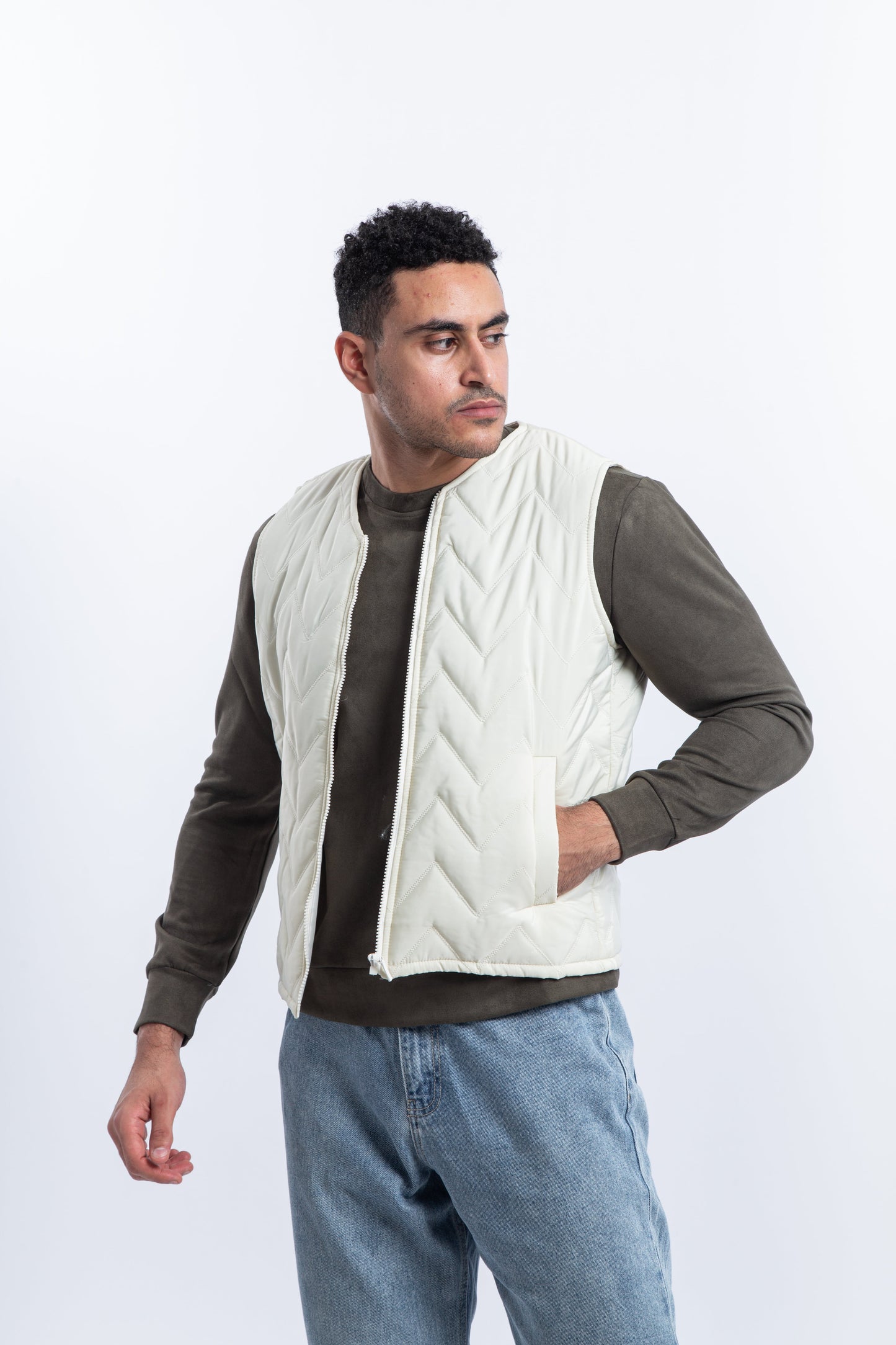 Waterproof zigzag puffer vest