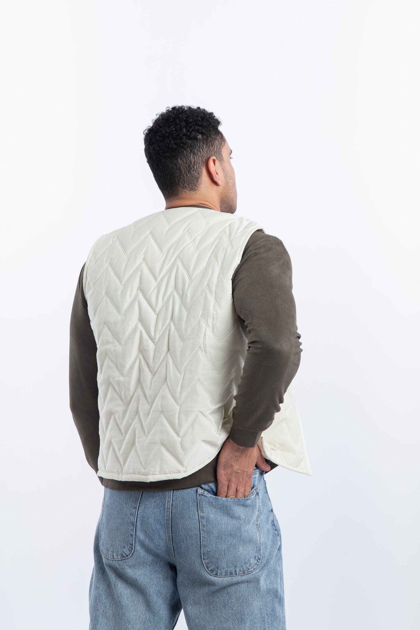 Waterproof zigzag puffer vest