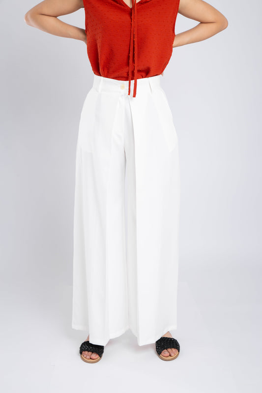 wide leg pant with pleats