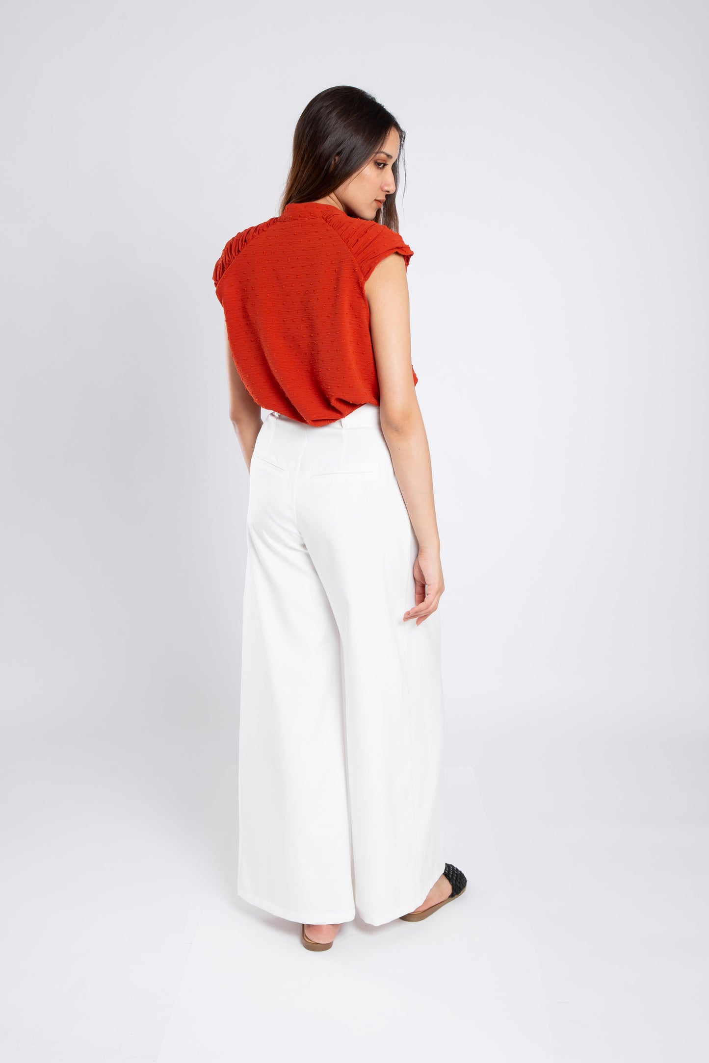 wide leg pant with pleats