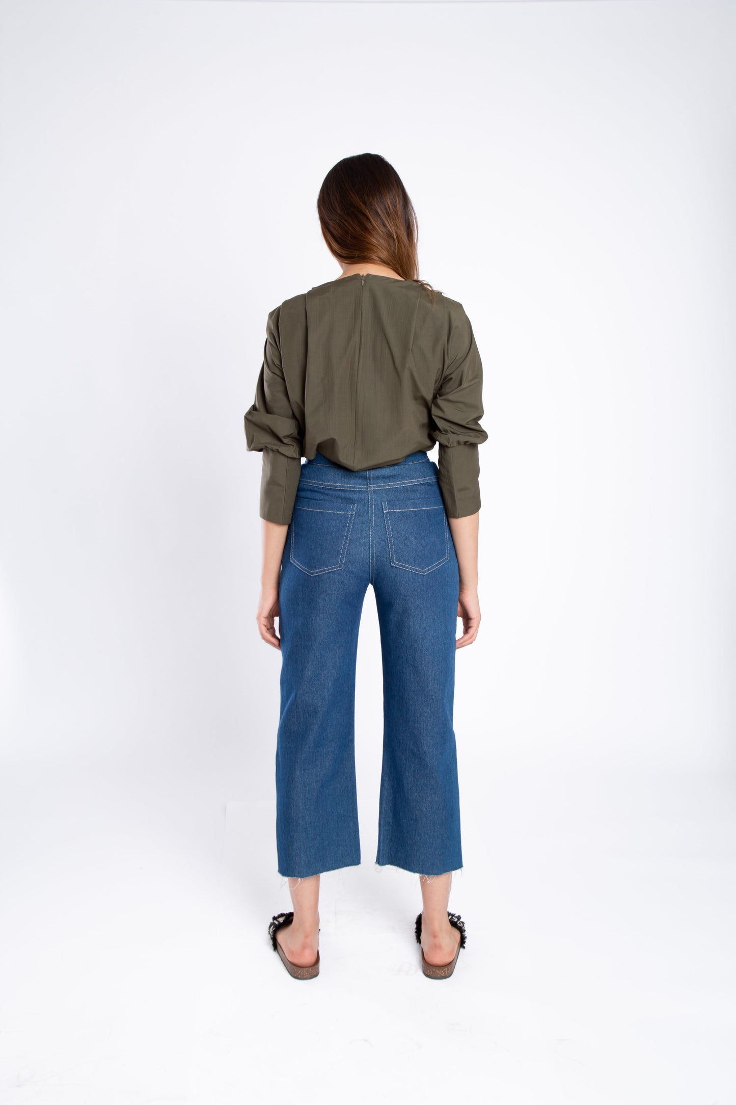 poplin blouse with pleats on shoulder