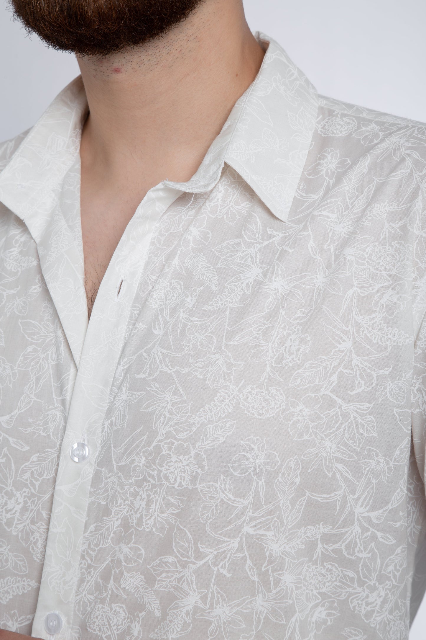 Long sleeve shirt with flower pattern