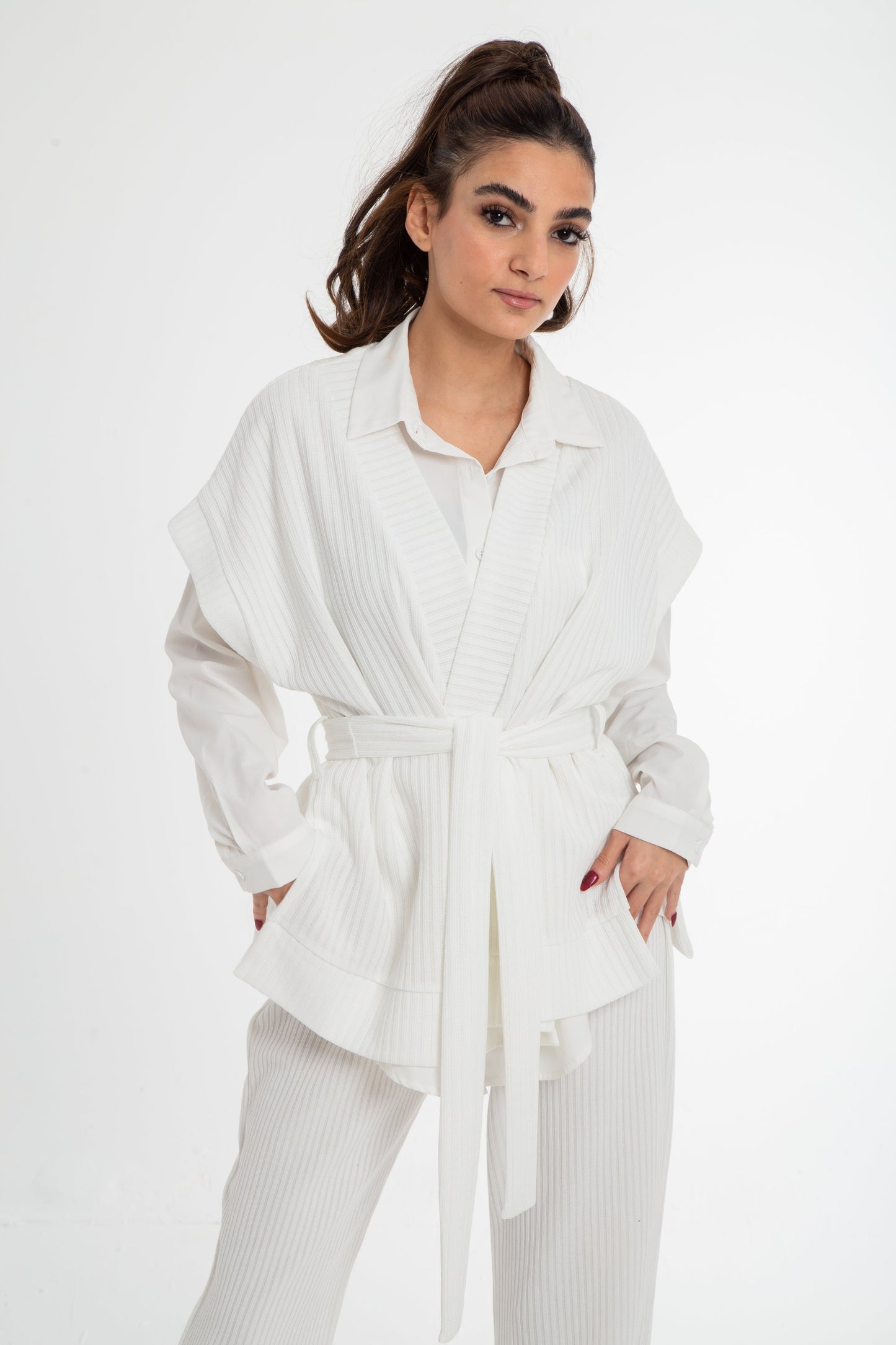 Tricot short kimono with belt