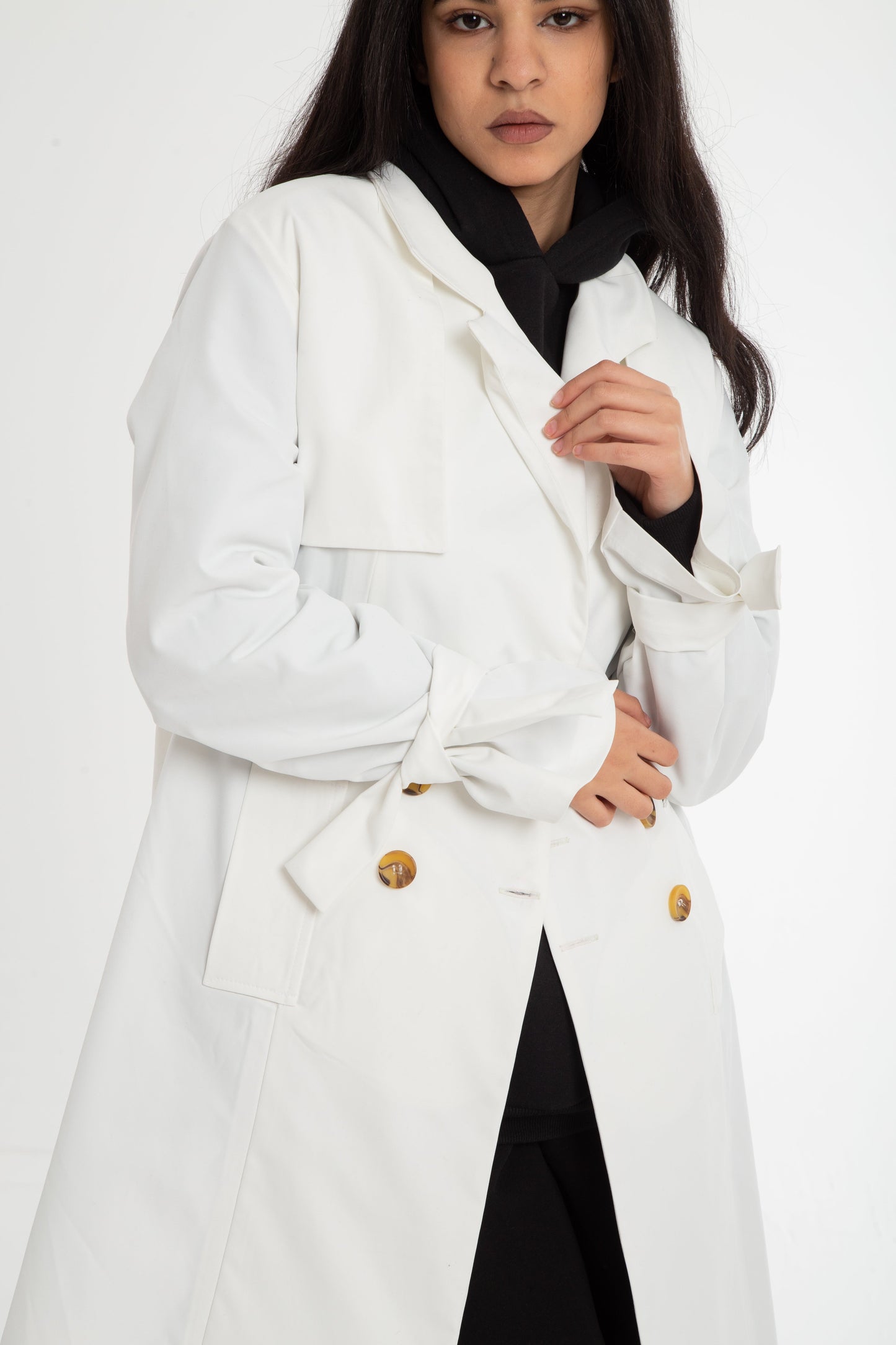 Trench coat with double buttons