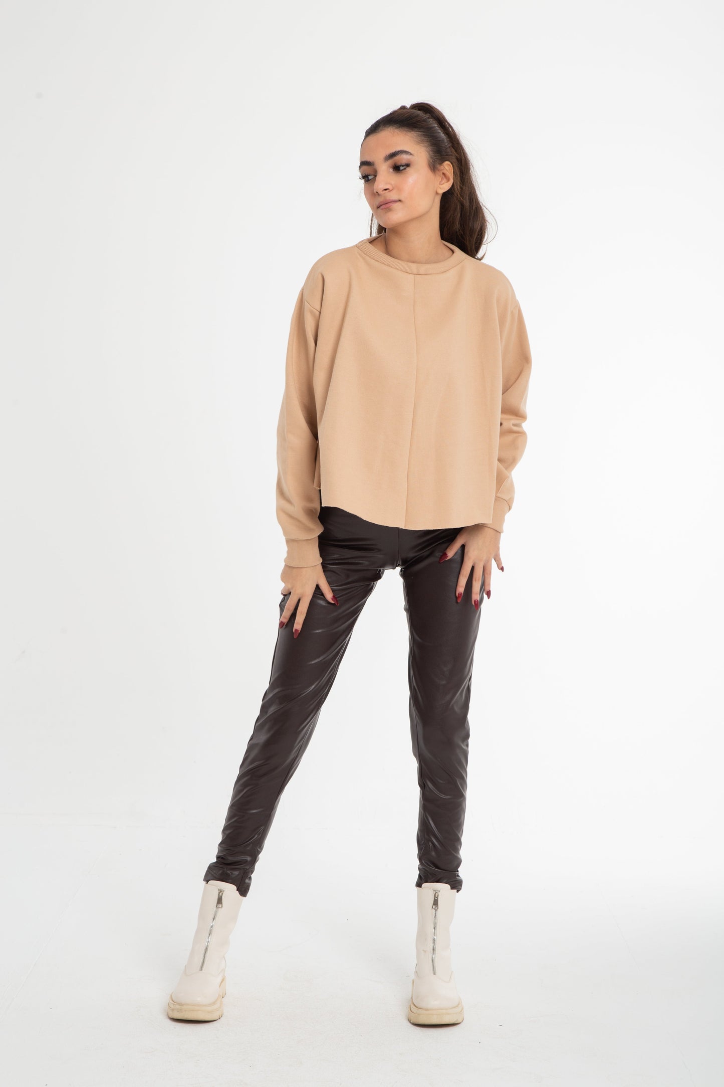 Cropped sweatshirt