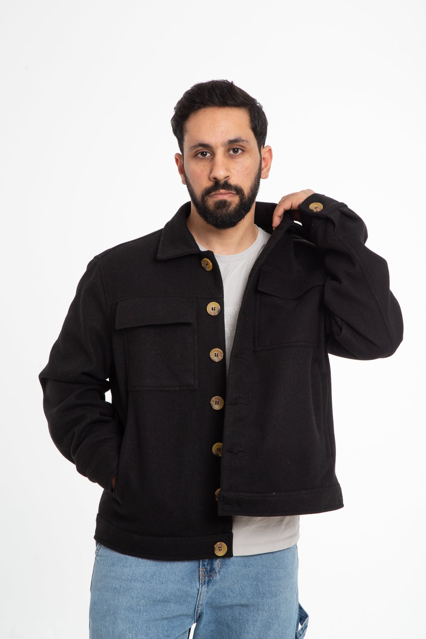 Jacket with front square pockets