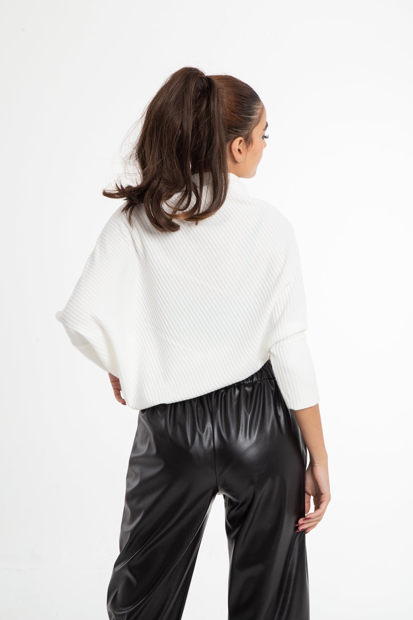 Leather pant with front slit