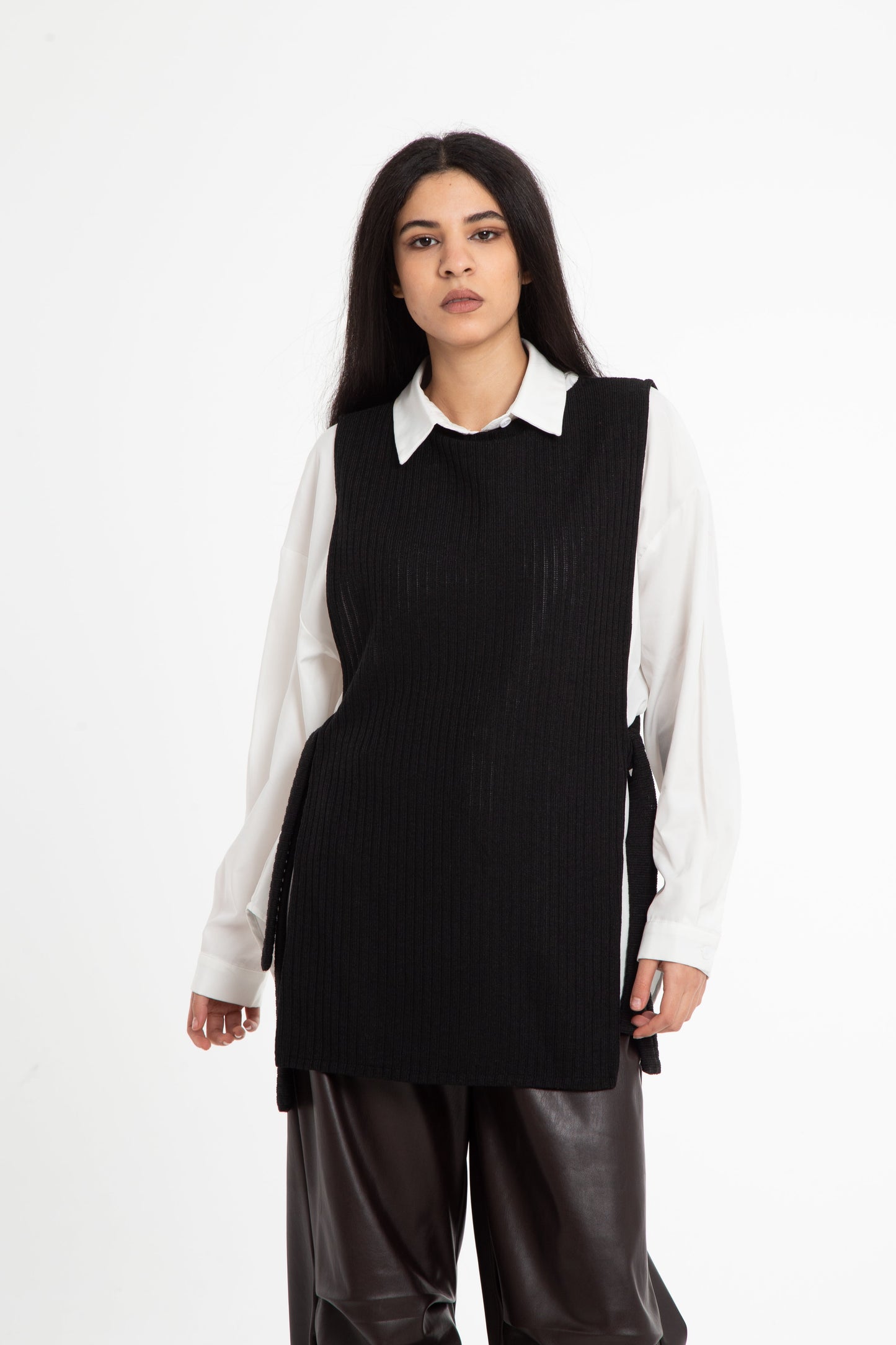 Tricot blouse with two sided belt