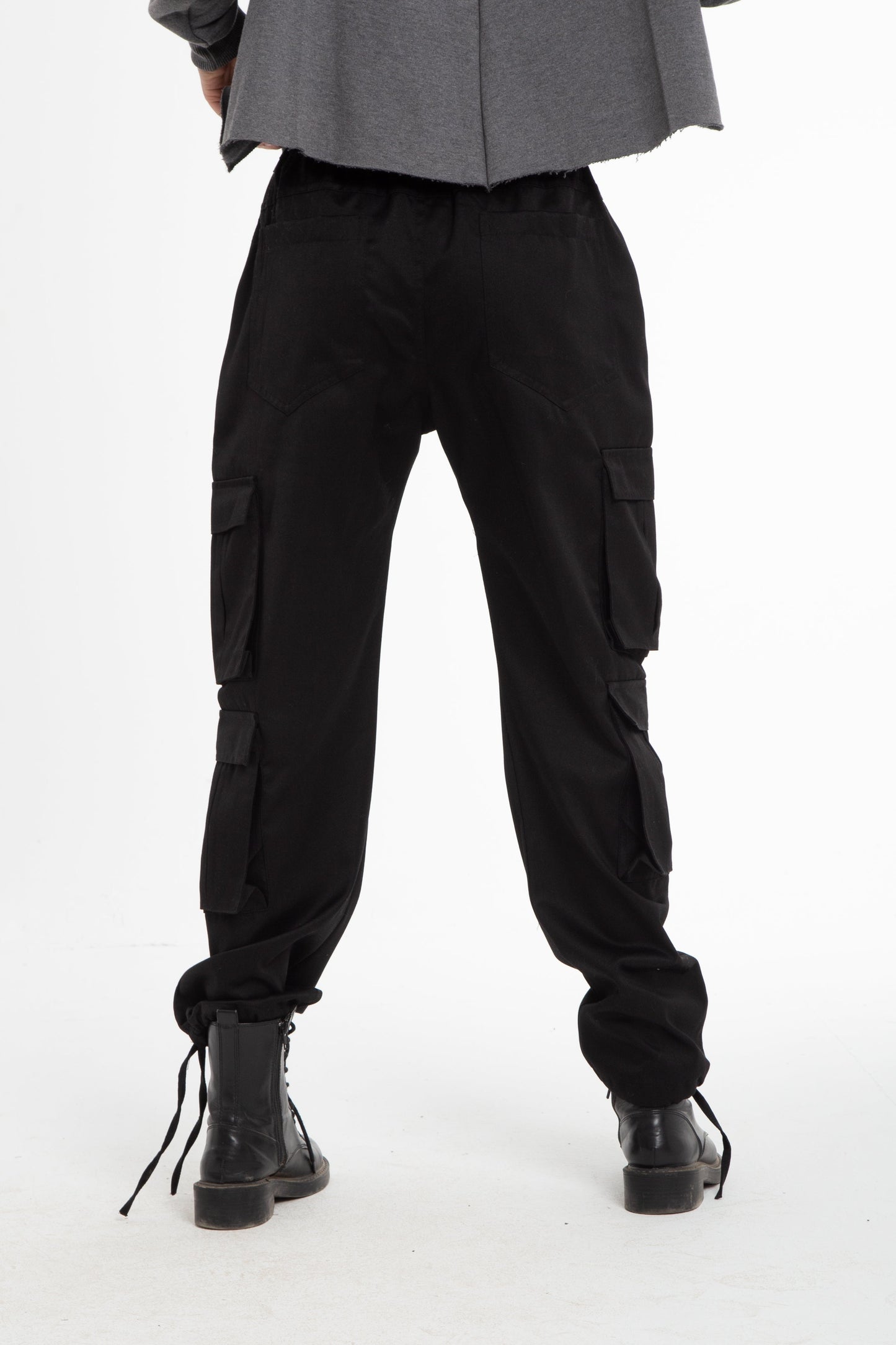 Gabardine Cargo pant