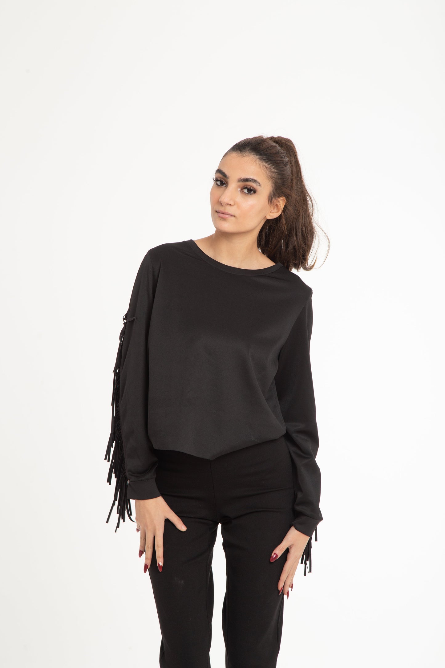 Sweatshirt with back tassels